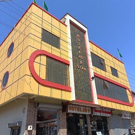 Hotel Jb Star Māndvi Exterior foto